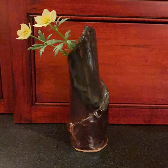 Vase - Picture 2 of 7